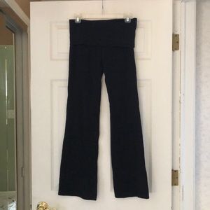 Victoria’s Secret PINK yoga pants